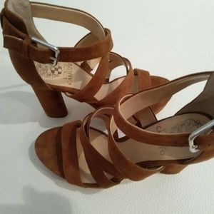 Vince Camuto Women's CATYNA Heeled Sandal Suede Br